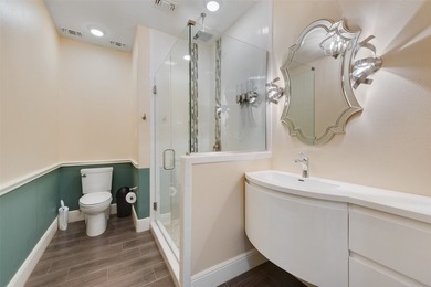 Beautifully Upgraded Lake View Home with Private Mother-In-Law - photo 32