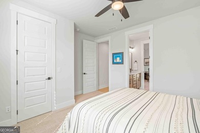 NEW PRICE! Nearly 6,000 sq ft of total potential living space in - photo 37