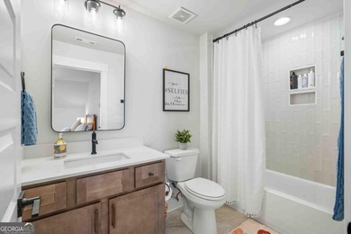 NEW PRICE! Nearly 6,000 sq ft of total potential living space in - photo 42