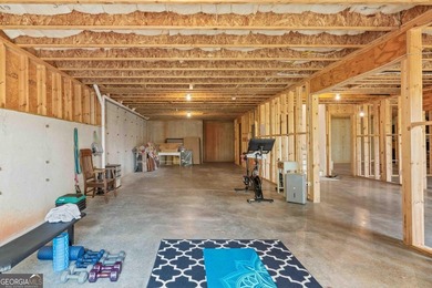 NEW PRICE! Nearly 6,000 sq ft of total potential living space in - photo 45