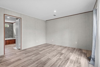 Looking for privacy, acreage, and room to roam? This like-new - photo 9