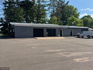 Endless Opportunities with Commercial & Residential Multi-Zoned - photo 2