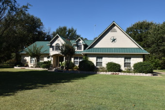 Richland Chambers Lake Home Sale Pending in Kerens Texas
