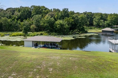 Two parcels being sold together on Lake Athens with water - photo 15