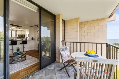 Live on the Beach! Wake up to the sound of waves in this direct - photo 16