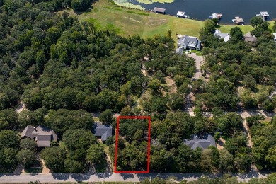 Two parcels being sold together on Lake Athens with water - photo 21