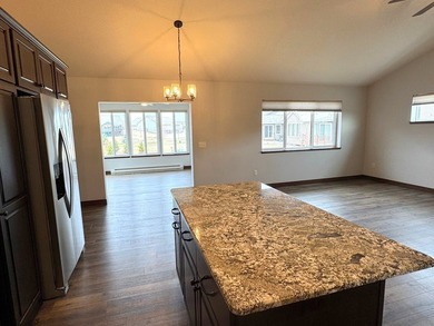 This like-new Kennedy model twin home in the Moon Lake - photo 10