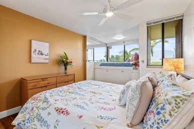 Live on the Beach! Wake up to the sound of waves in this direct - photo 32