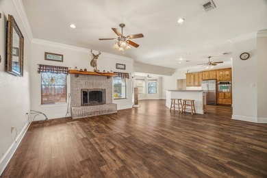 Welcome to your perfect lake retreat in Gordon, Texas! Just a - photo 10