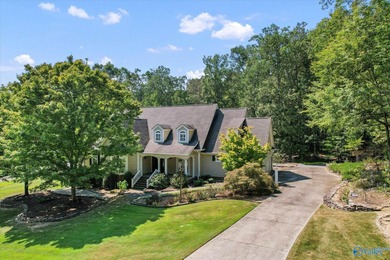 First time on the market! This beautiful 4BR/6BA custom home - photo 2