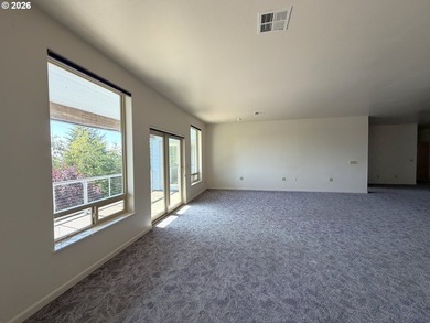 Enjoy peaceful COASTAL LIVING in this custom-built 2006 home - photo 7