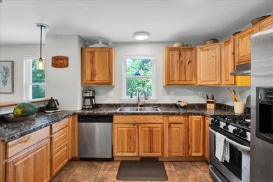 Don't let the size fool you, this beautifully updated 3-bedroom - photo 16
