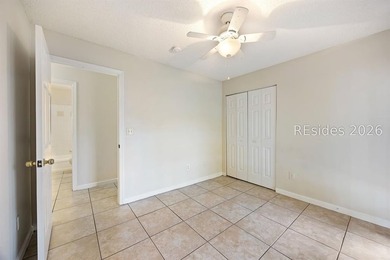 This 3BR/2BA villa at The Estate at Westbury offers a bright - photo 20