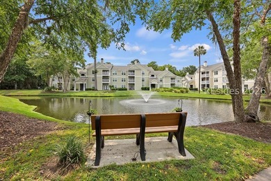 This 3BR/2BA villa at The Estate at Westbury offers a bright - photo 32