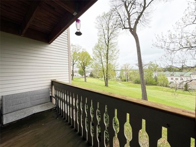 Enjoy easy lake life at Tagalong with this 2 bedroom, 2 bath - photo 3
