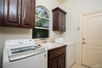 Welcome to 1907 Jonathon Drive in Mission! This spacious home - photo 15