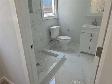 BACK ON THE MARKET! Seller will credit buyer for interest rate - photo 28