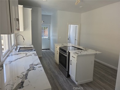 BACK ON THE MARKET! Seller will credit buyer for interest rate - photo 32