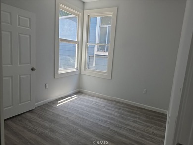BACK ON THE MARKET! Seller will credit buyer for interest rate - photo 40