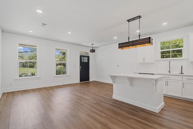 SELLER SAYS - THIS MUST GO! Now priced below comps & ideally - photo 5