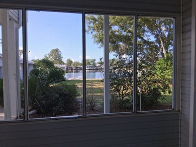 RARE OPPORTUNITY!!! Beautiful Suwannee, Florida home on Holiday - photo 9