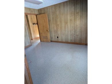 Commercial Property located behind Cumberland Courthouse on - photo 13