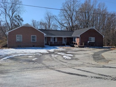 Commercial Property located behind Cumberland Courthouse on - photo 19