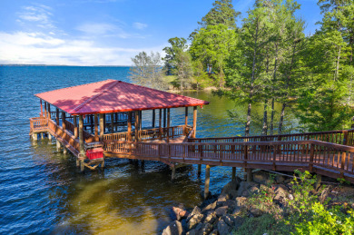 Waterfront Beauty - Lake Home For Sale in Milam, Texas