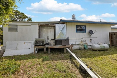 Commercial Opportunity in Cedar Key - Situated on 1.19 acres - photo 9