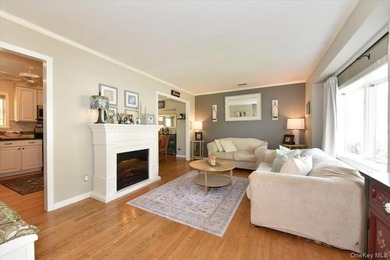 Charming Expanded Cape nestled mid-block offering 4 bedrooms - photo 4