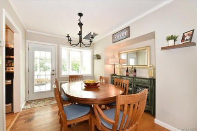 Charming Expanded Cape nestled mid-block offering 4 bedrooms - photo 8