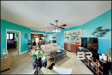 Fantastic Views from this 9th Floor Corner Unit! Four Seasons is - photo 10