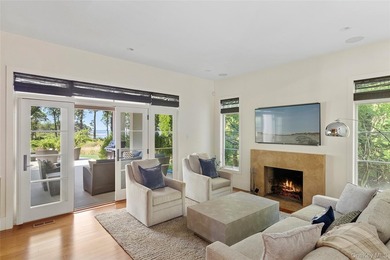 Set on the tranquil shores of Genet Creek, this modern - photo 13