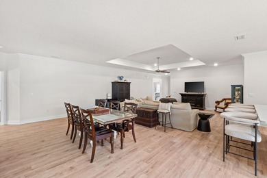 Welcome to this beautifully maintained single-story ranch style - photo 18