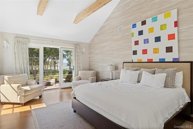 Set on the tranquil shores of Genet Creek, this modern - photo 26