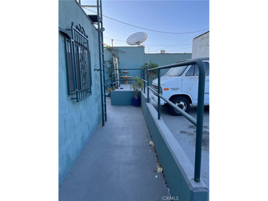 Wow! Wow! Wow! Come see this amazing Opportunity to own a - photo 43