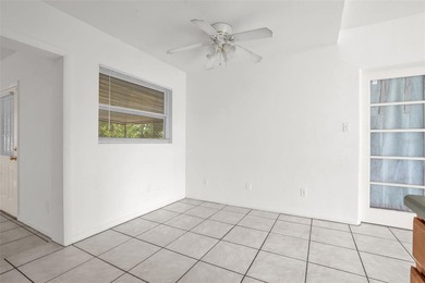 Virtually Staged. Welcome home! Check out this beautiful 4 - photo 8