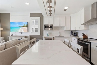 3:07 PMWake up to lazy river views from this stunning 2BD/2BA + - photo 6