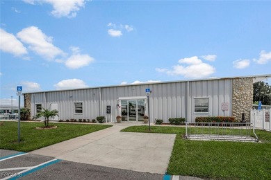 Absolutely adorable, extensively updated and offered partially - photo 19