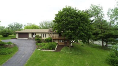 Lake Home Sale Pending in Downers Grove, Illinois