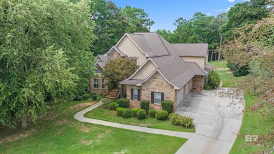 Luxury Living on the Golf Course! Experience timeless elegance - photo 3