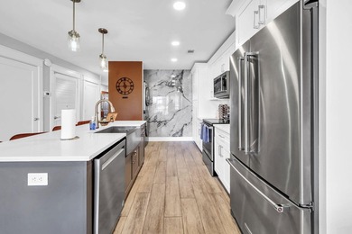 Experience coastal living in Seascape Resort! This fully - photo 10