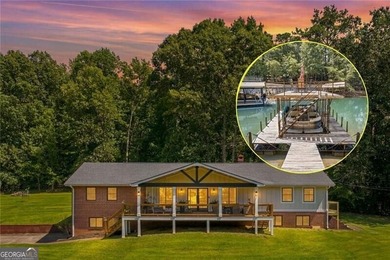 Rarely does a property like this become available. Nestled on 3 - photo 1