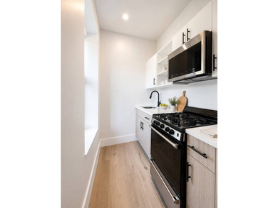 1202 Carroll St - photo 4