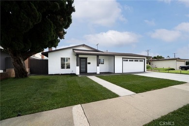 Beautifully renovated single-story home with 3 Bedrooms & 2 Full - photo 2