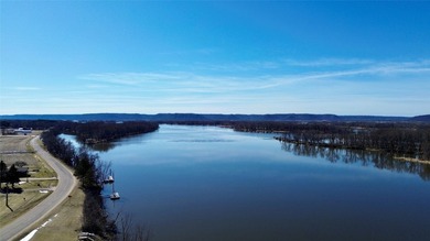 Escape to this charming cabin at the scenic Mississippi River - photo 8