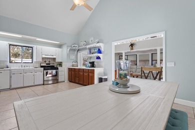 Discover a truly unique home in the heart of Steinhatchee - photo 9