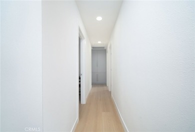 Beautifully renovated single-story home with 3 Bedrooms & 2 Full - photo 9