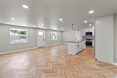 This stunning completely renovated 2-bedroom, 2-bathroom home - photo 12
