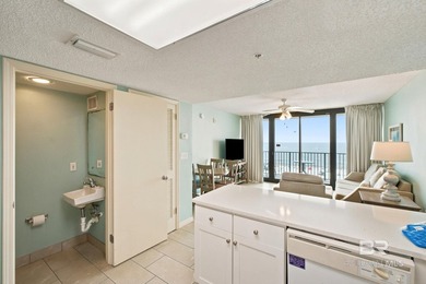 Welcome to your Gulf-front retreat at Phoenix All Suites in the - photo 9